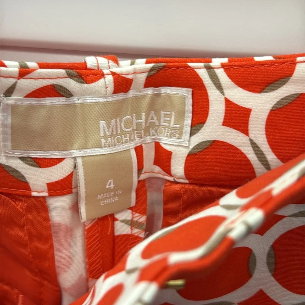 Michael Kors Shorts beautiful‎ and colorful sz 4